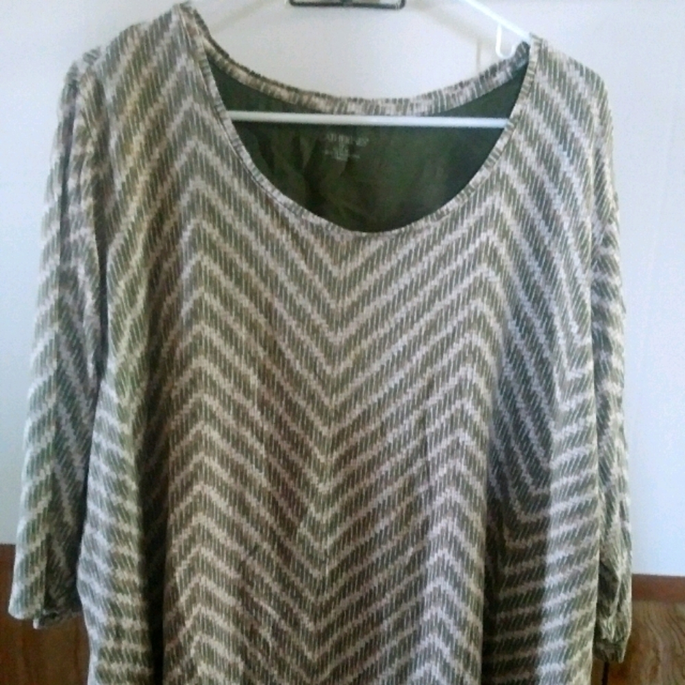 Woman's Plus Size Top
